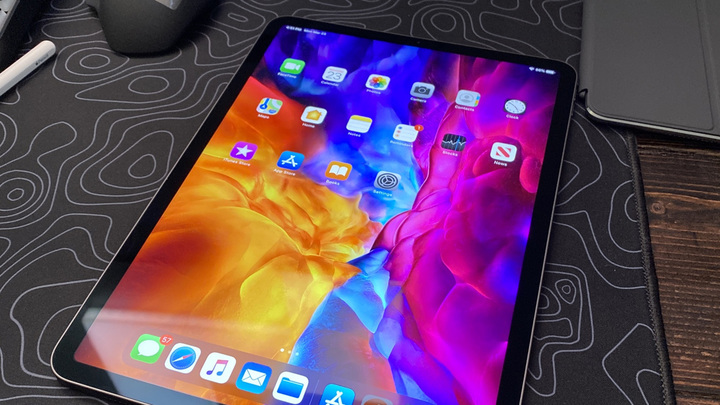 Bloomberg: Apple выпустит iPad Pro c беспроводной зарядкой