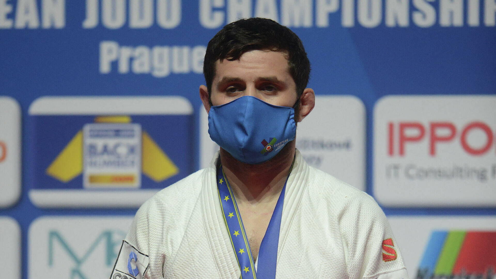 Россиянин Абуладзе победил на чемпионате мира по дзюдо 