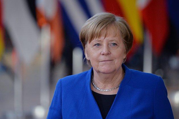 Меркель заявила, что коротко обсудила с Байденом 
