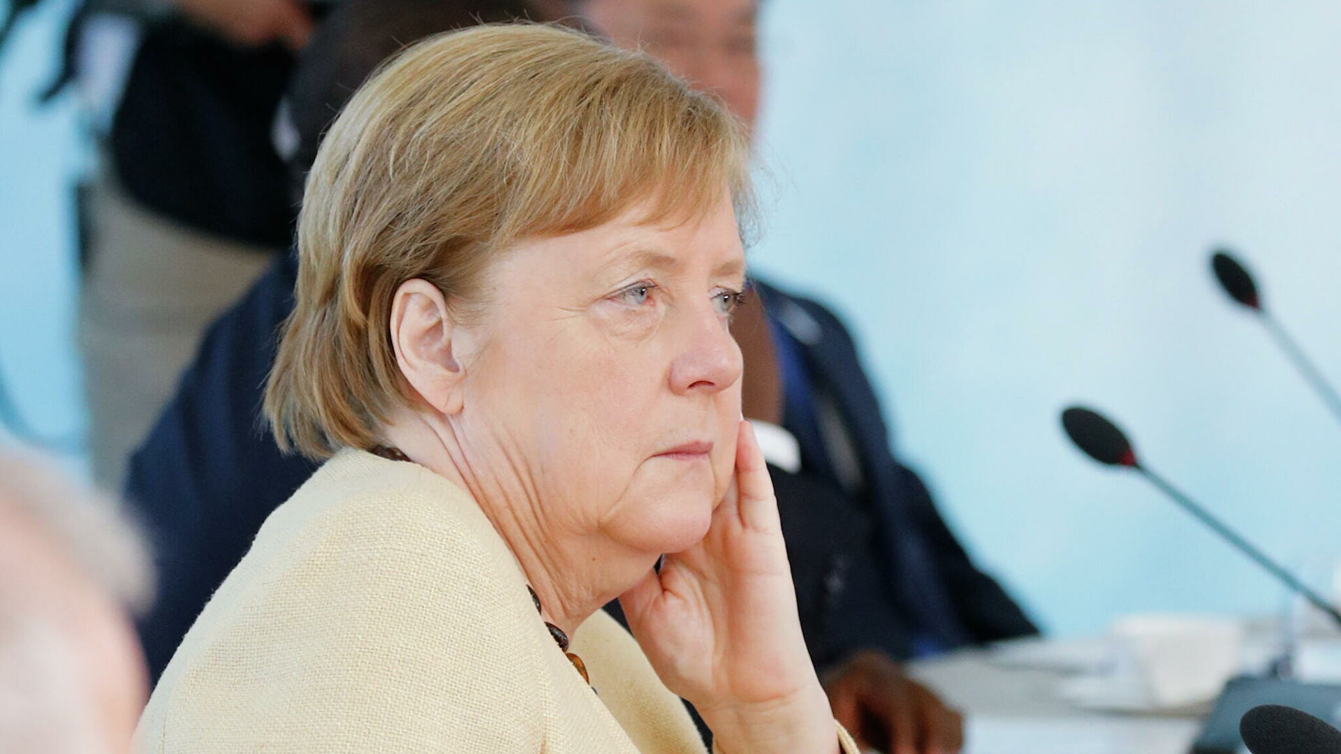 Меркель: Россия воспринимает НАТО не как партнера, а как противника 