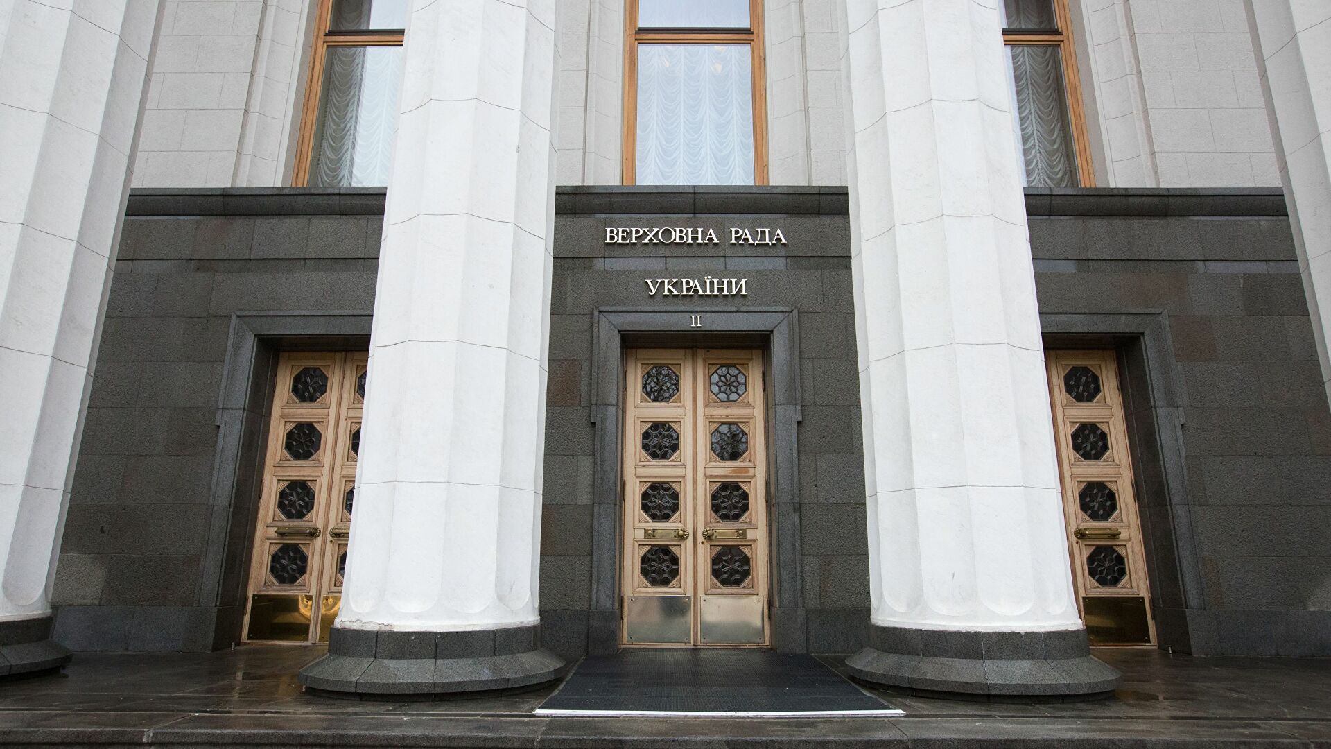 Украина намерена выйти из еще одного соглашения с СНГ Украина намерена выйти из еще одного соглашения с СНГ