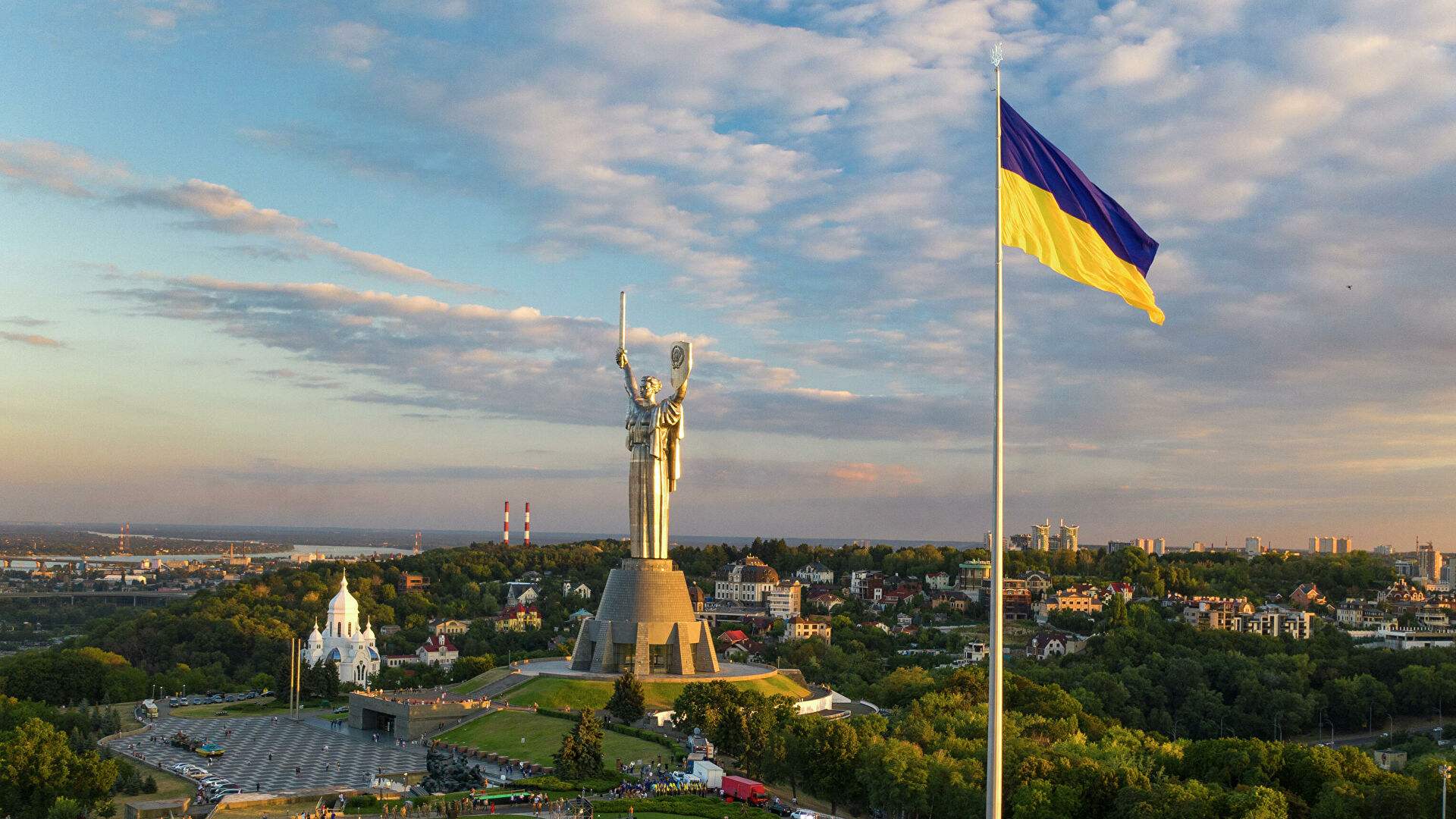 На Украине продлили санкции против Киселева и Симоньян 