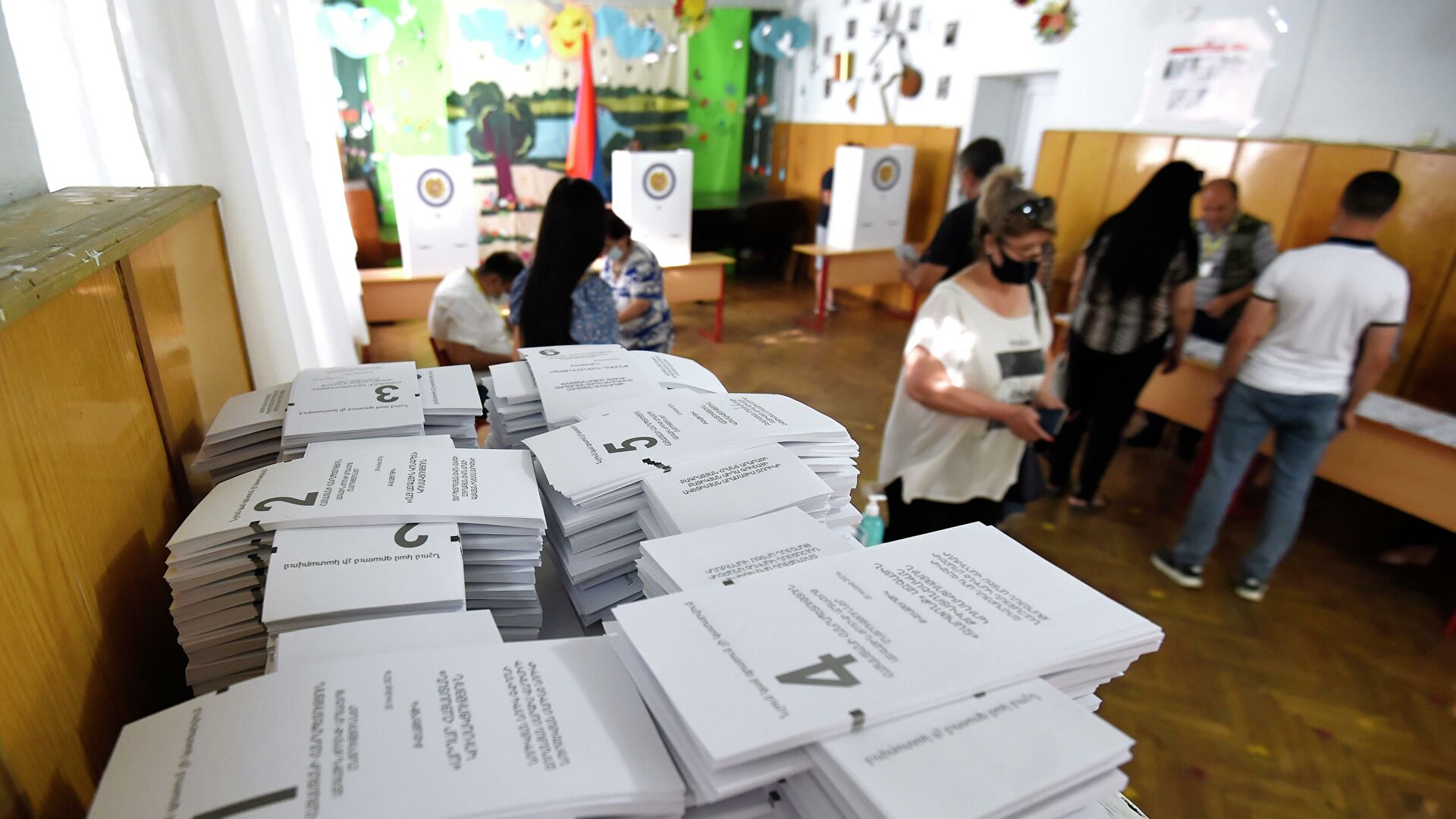 Наблюдатели оценили влияние нарушений на результат выборов в Армении 