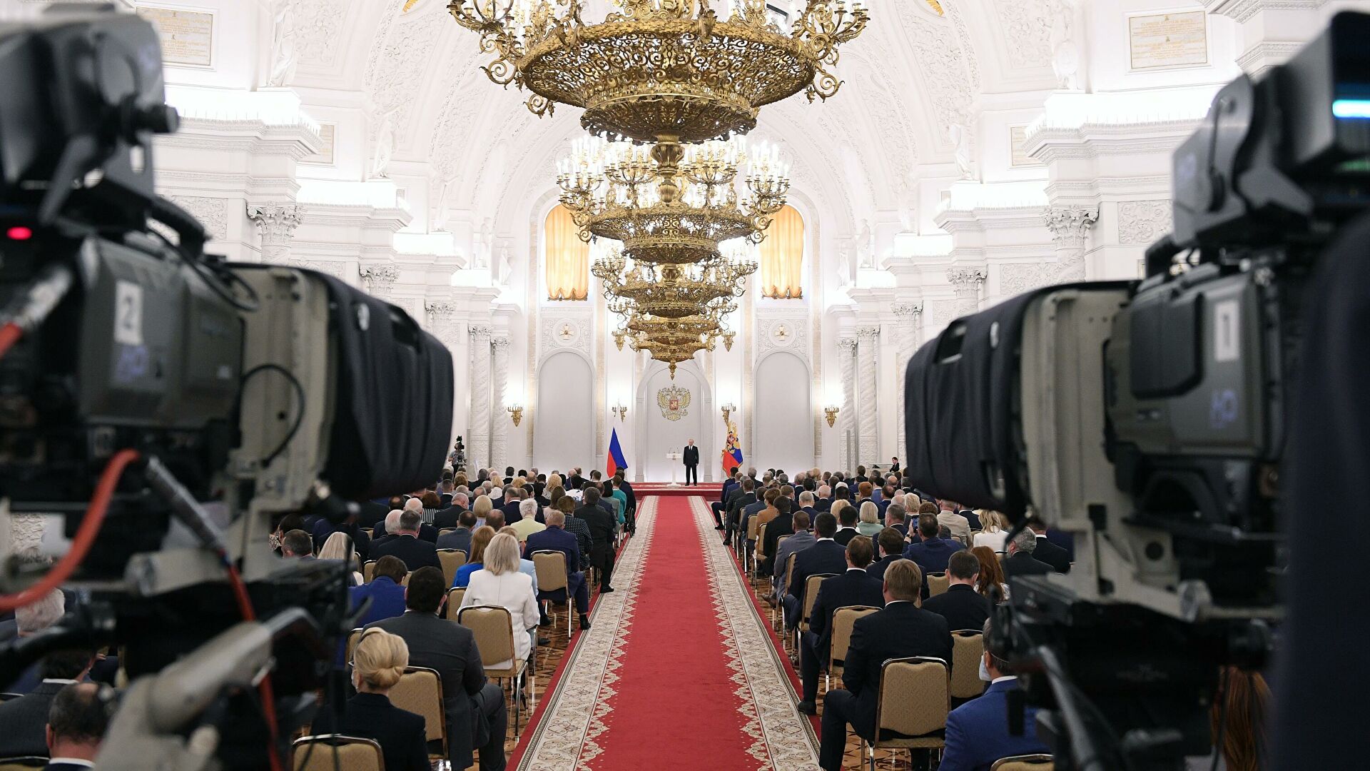 Путин оценил взаимодействие между правительством и Госдумой Путин оценил взаимодействие между правительством и Госдумой