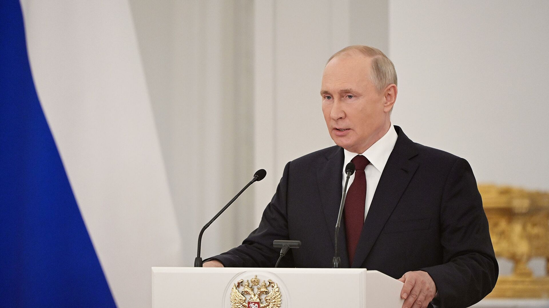 Путин о ЕВРО: мы вынуждены выполнять взятые на себя обязательства Путин о ЕВРО: мы вынуждены выполнять взятые на себя обязательства