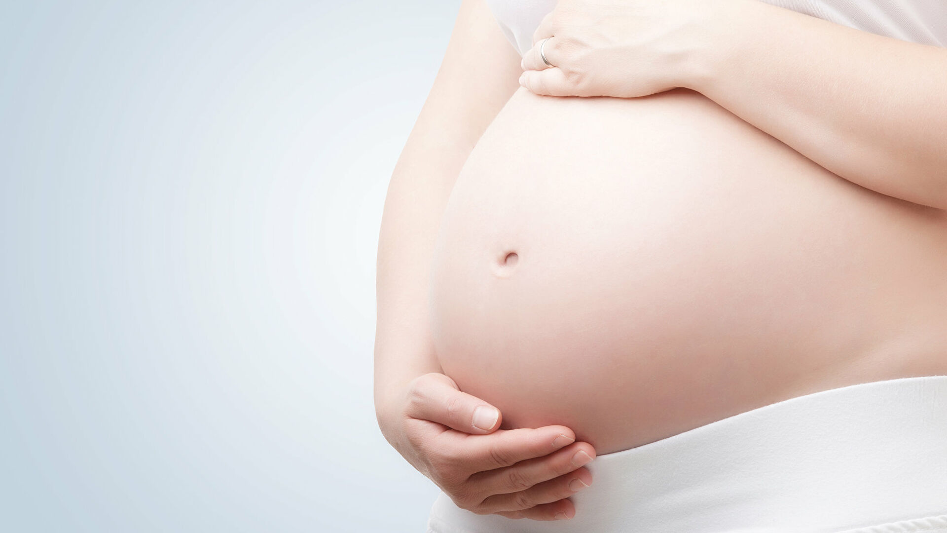 Утверждены правила выплаты пособий беременным и родителям-одиночкам 
