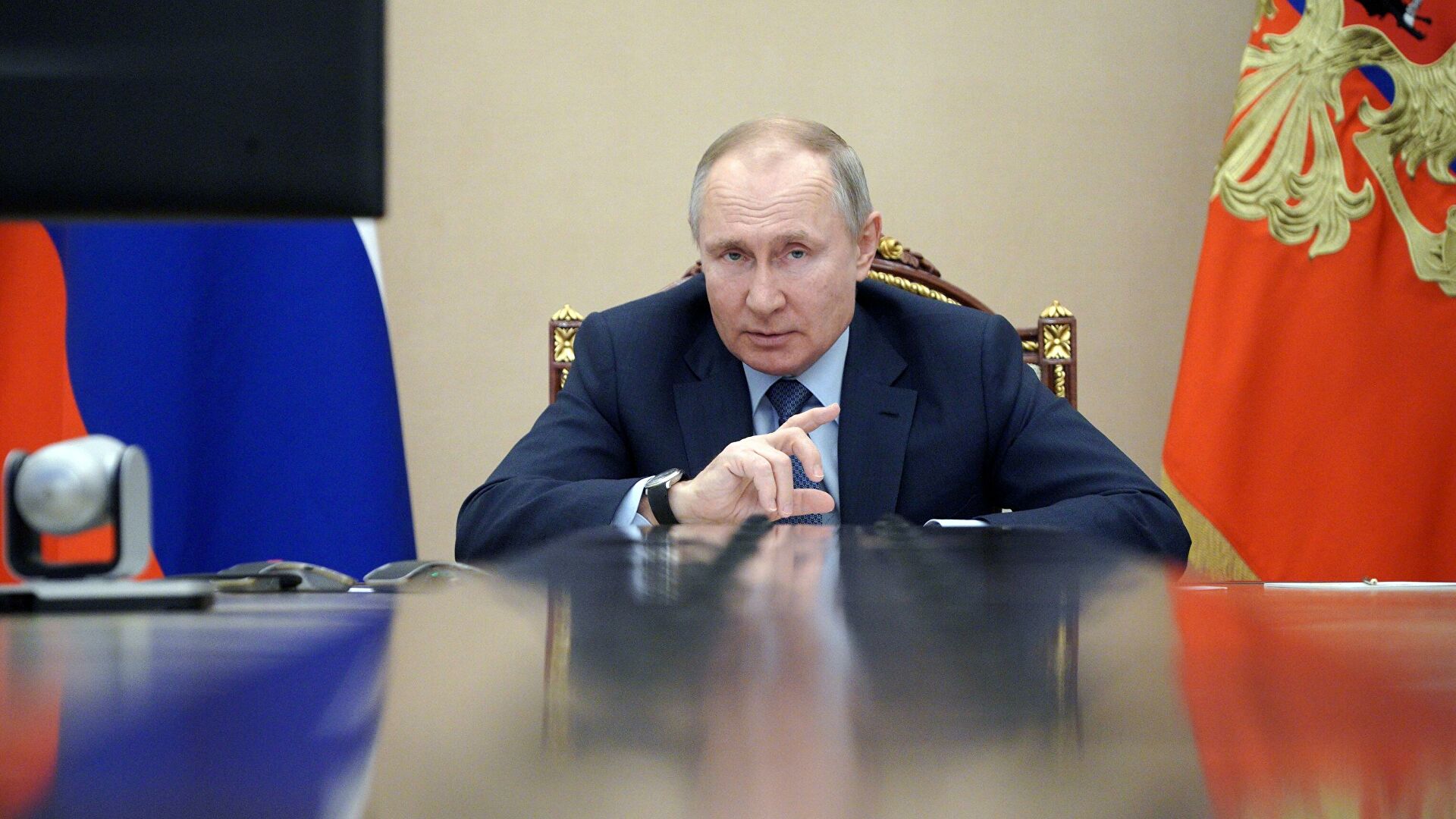 Зачем Путин позвал силовиков на защиту родной истории Зачем Путин позвал силовиков на защиту родной истории