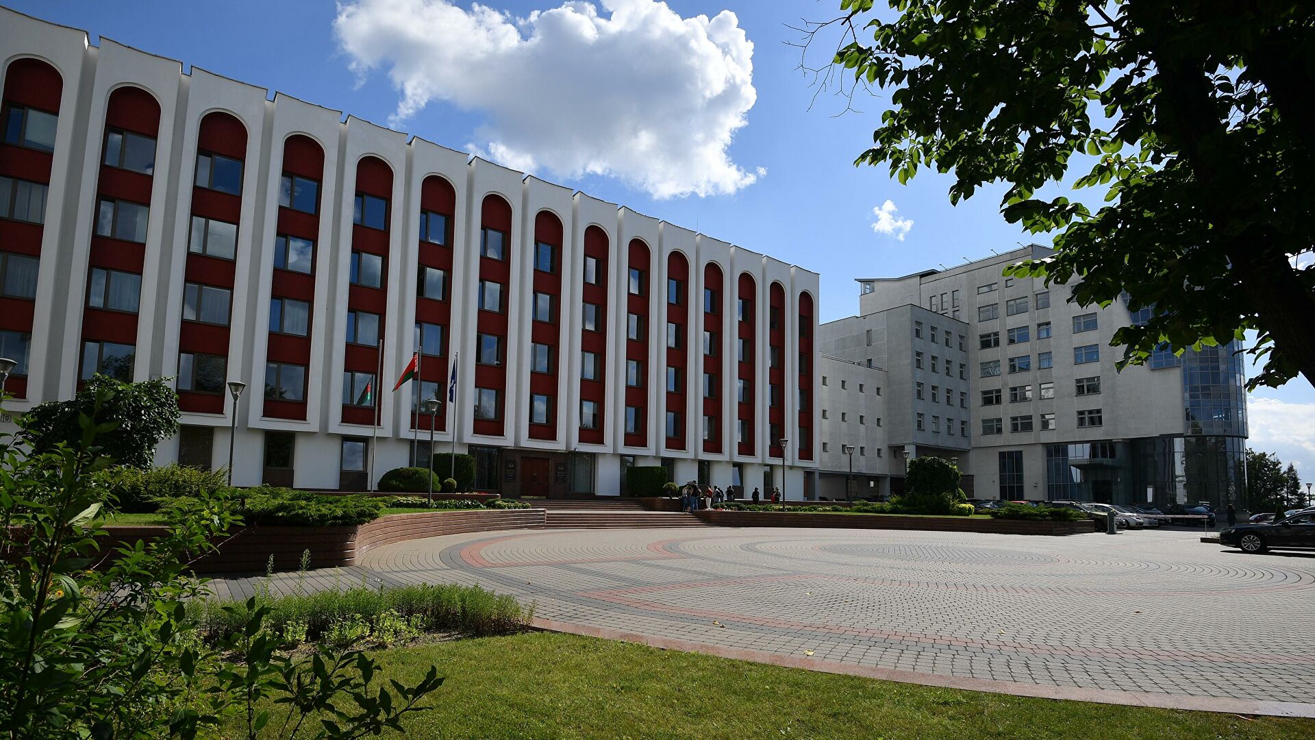 Белоруссия приостановила согласование новых проектов с США 