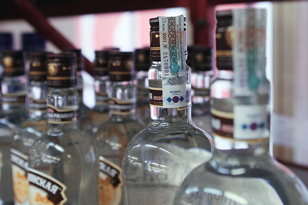Бизнес просит власти заморозить акциз на алкоголь на три года