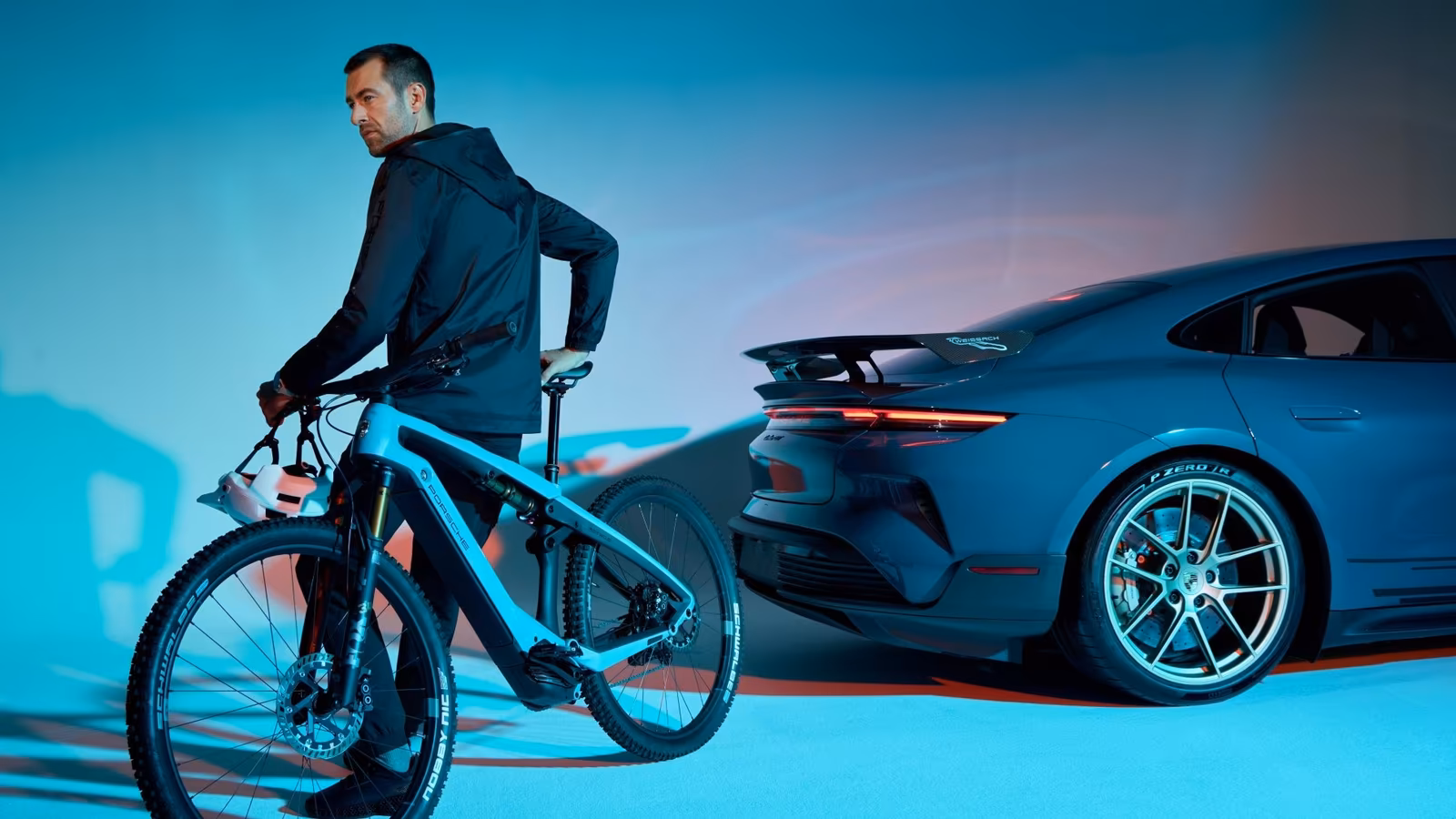 Porsche ����������� ������� �������������, ������������������ � �� ��-�� ������� ������