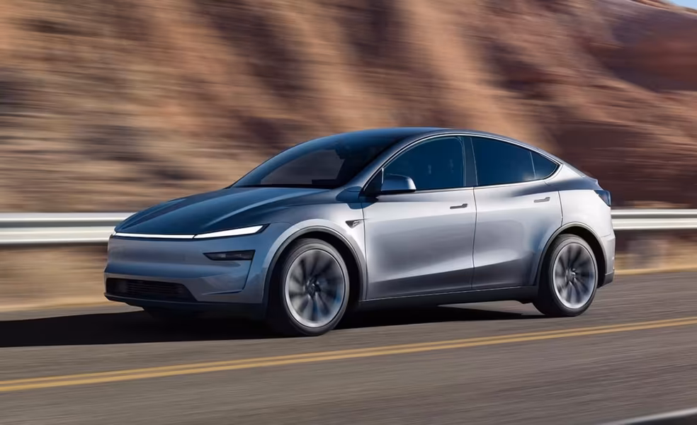 Аварии Tesla Robotaxi: удалённое управление операторами привело к ДТП