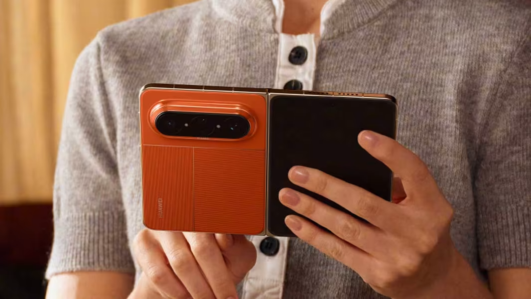 Huawei Pura X Max: новый форм-фактор бьет рекорды спроса Huawei Pura X Max: новый форм-фактор бьет рекорды спроса