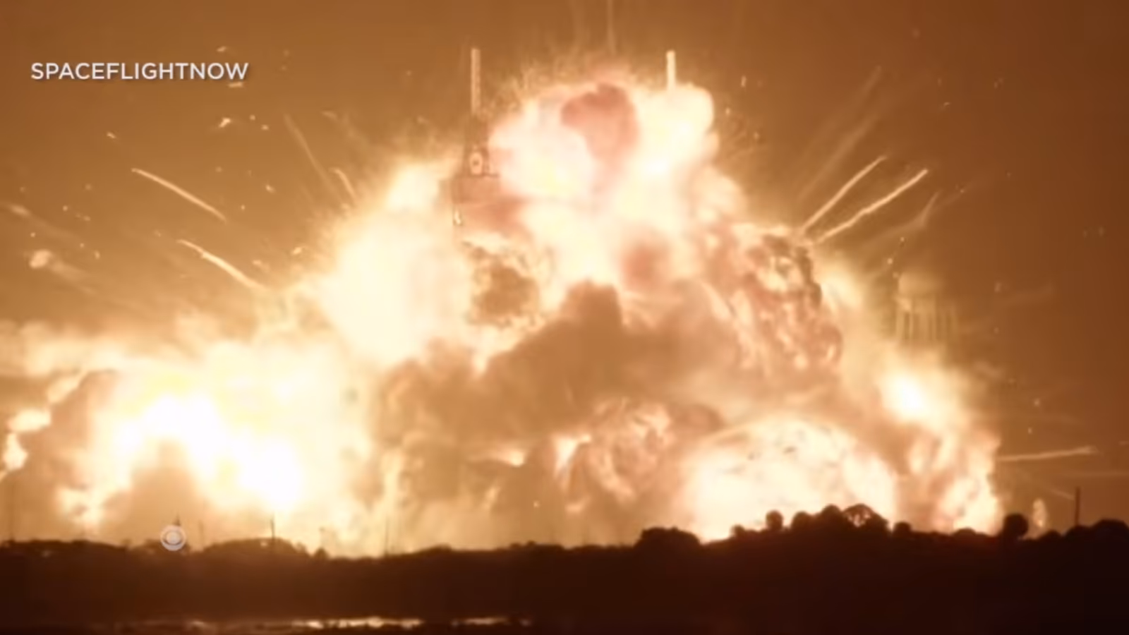 Опубликовано эффектное видео взрыва ракеты New Glenn компании Blue Origin на стартовом столе