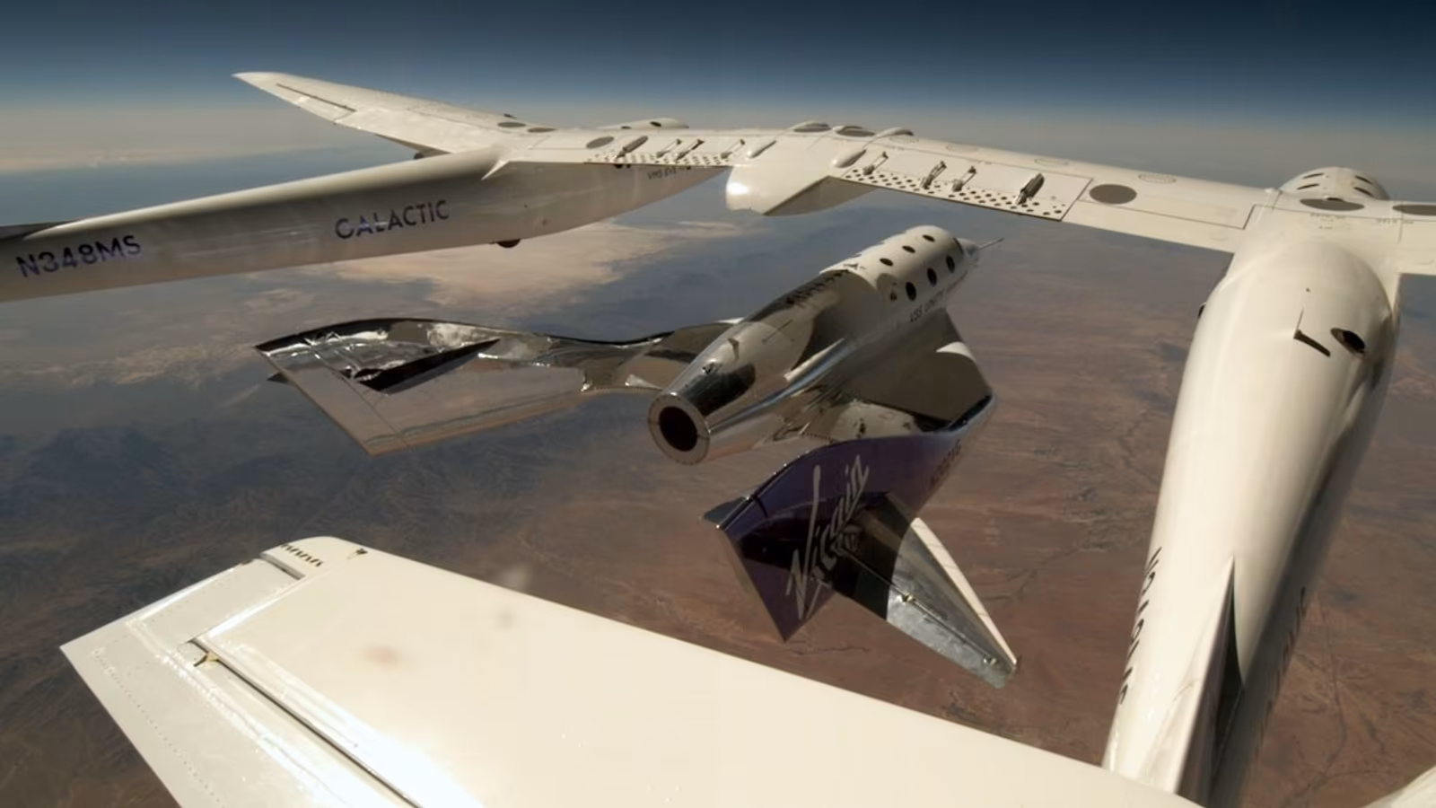 Virgin Galactic ����� ������� � ���� ���������: ����� ������ ��������� ������������� �������