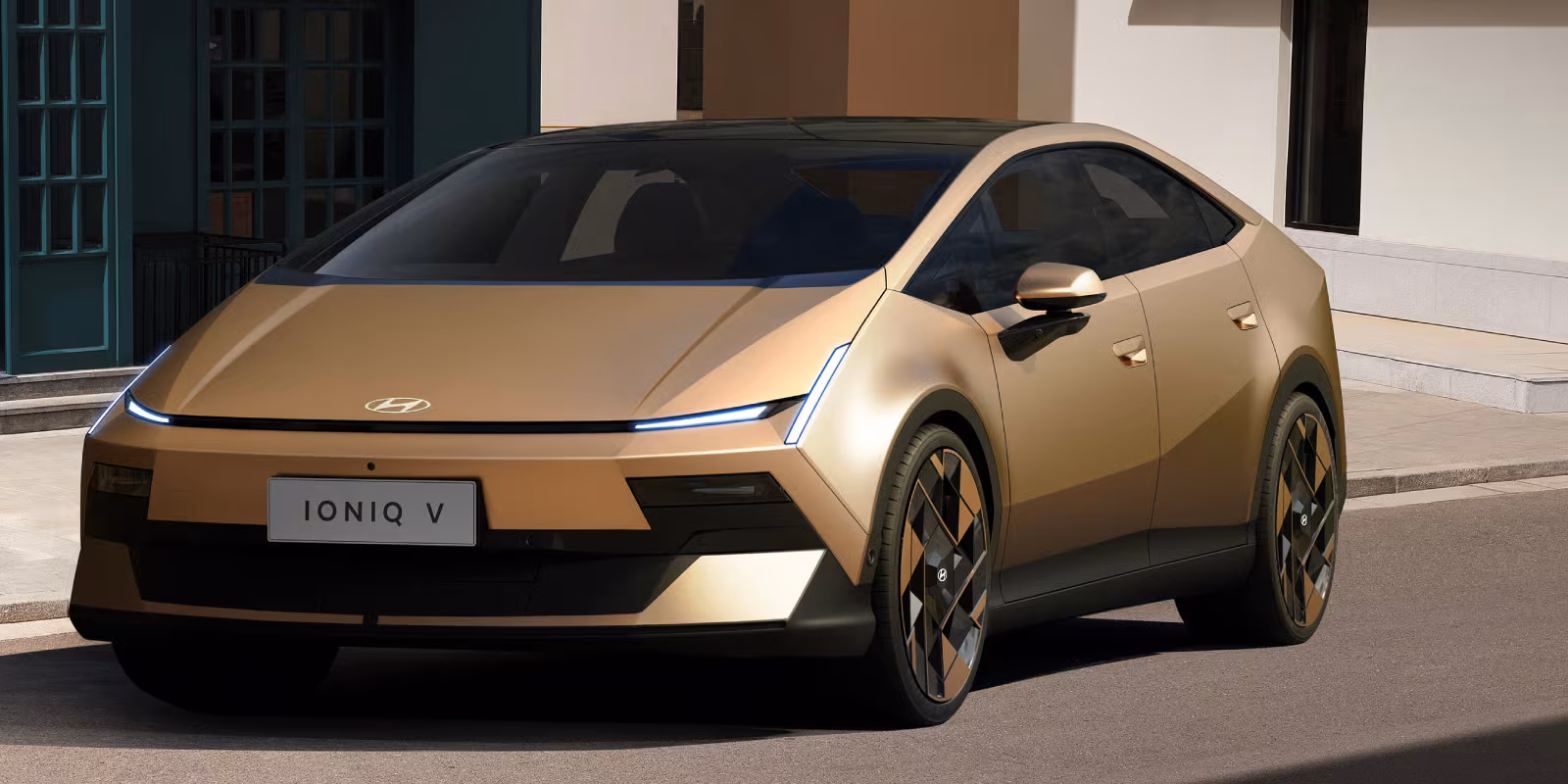 Hyundai Ioniq V: ��������� ��� ������ ��������� 188 � 225 �.�. � ������ ��������