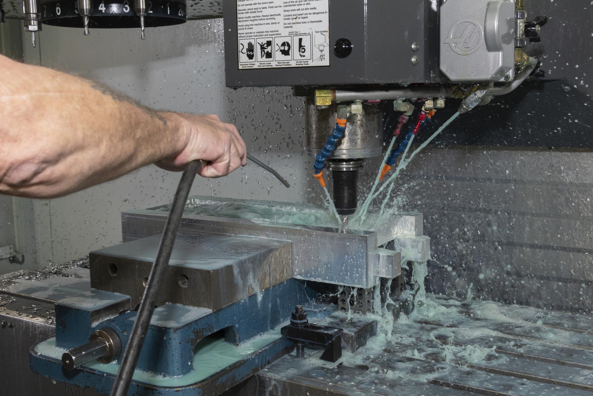 NASA Experimental Fabrication Branch создаёт аппаратуру для исследовательских самолётов NASA Experimental Fabrication Branch создаёт аппаратуру для исследовательских самолётов