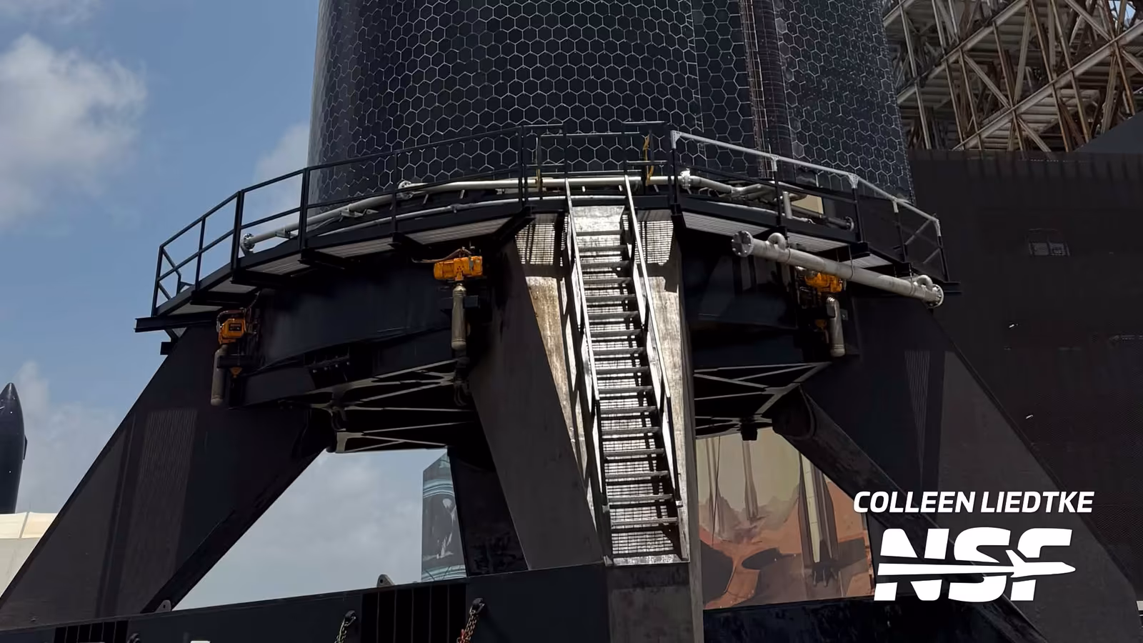 SpaceX �������� Starship ����� � ���������� ����� Gigabay: ���� � ������ �������� � ���