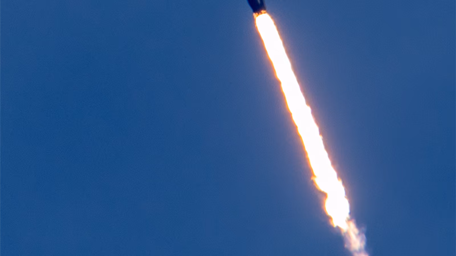 SpaceX запустила 24 спутника: первая ступень Falcon 9 использована в 16-й раз