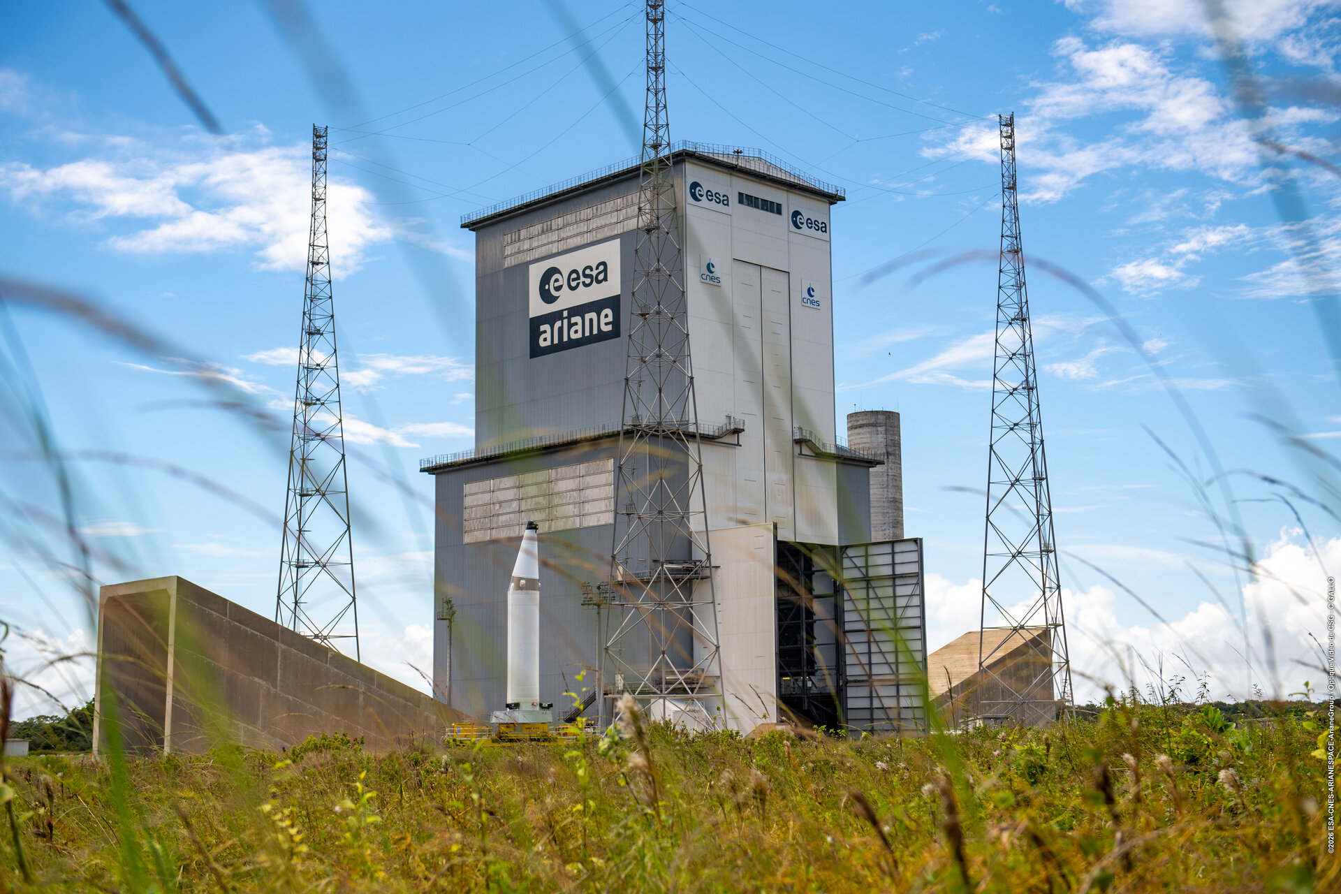 Ariane 6 � ���� 2026 ���� ������� �������� � ���������� ������������ P160C: 36 ��������� ��� Amazon