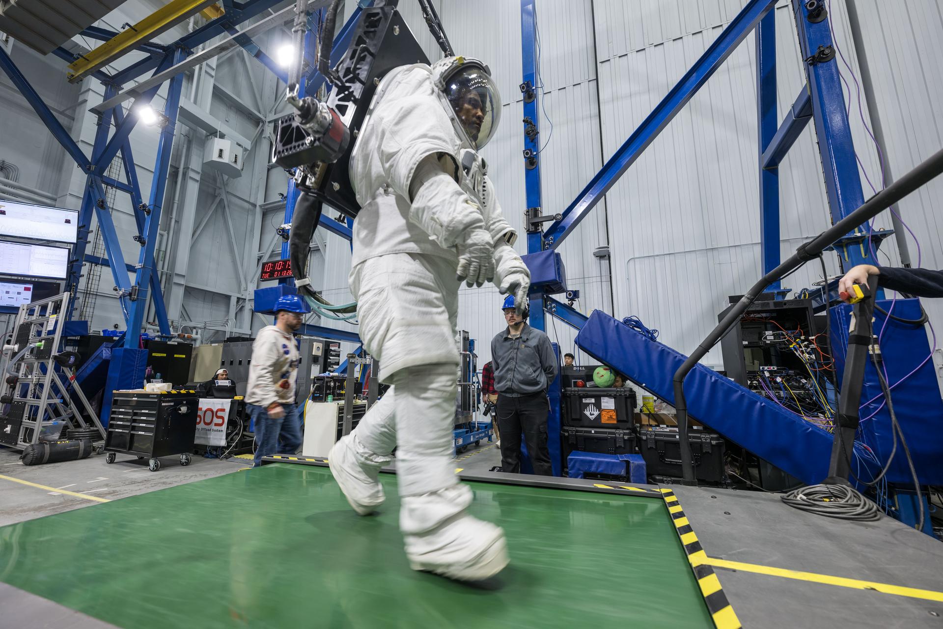 NASA ������� ������ ������ Artemis II ����� ����������� ������� �� �����