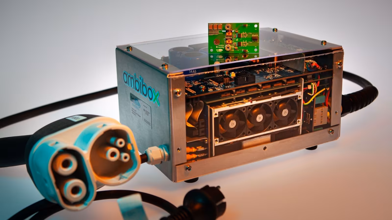 Fraunhofer ���������� ������� ������ ��� ��������������� ������� �������������� �� 800 �