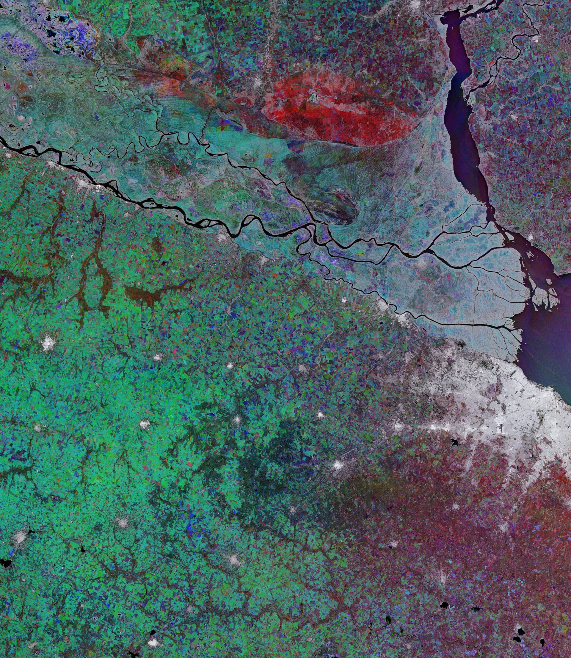 Спутник Sentinel-1 показал Буэнос-Айрес и сезонные изменения на радарном снимке Спутник Sentinel-1 показал Буэнос-Айрес и сезонные изменения на радарном снимке