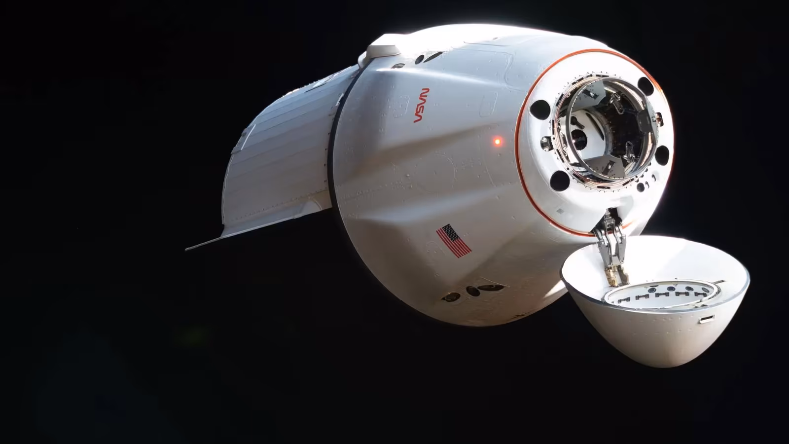 Cargo Dragon отстыкуется от МКС 16 июня: уникальный грузовик доставит на Землю результаты экспериментов