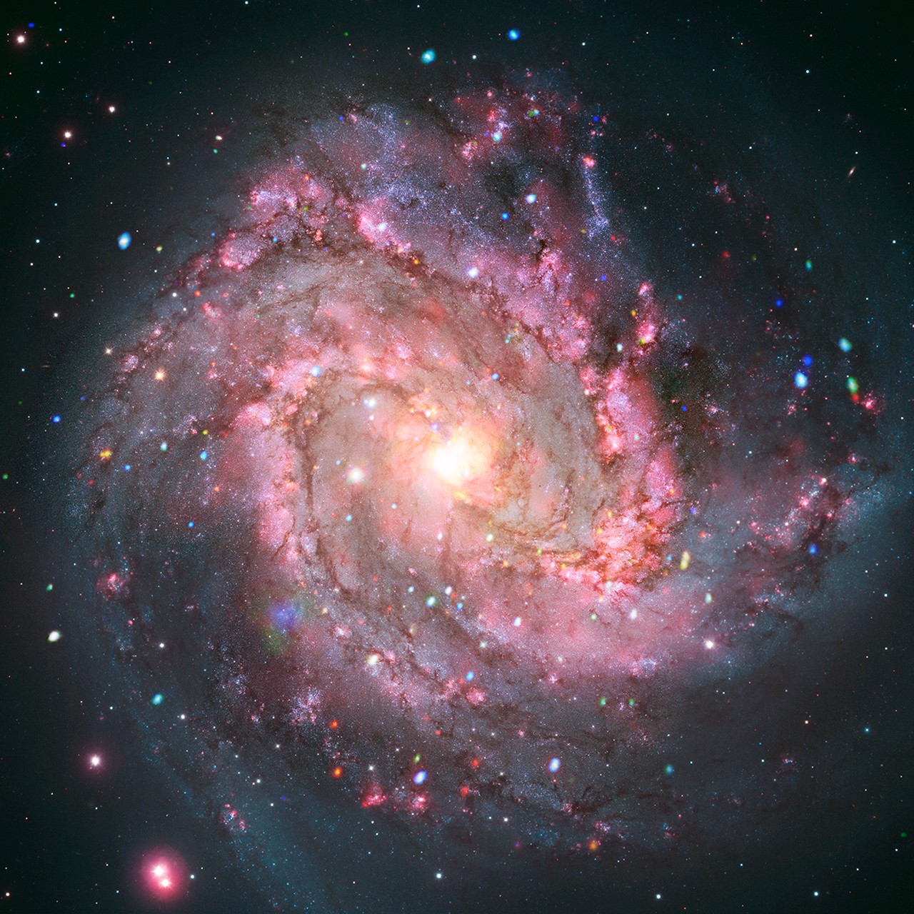 NASA: �������� Chandra ������������ ����������� ����������� � �������� ����������