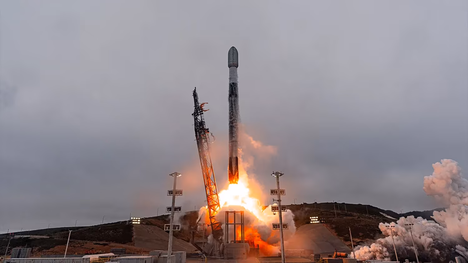 SpaceX ����� IPO ��������� 24 ��������: �������� ���������� ���������� ����������� �����������