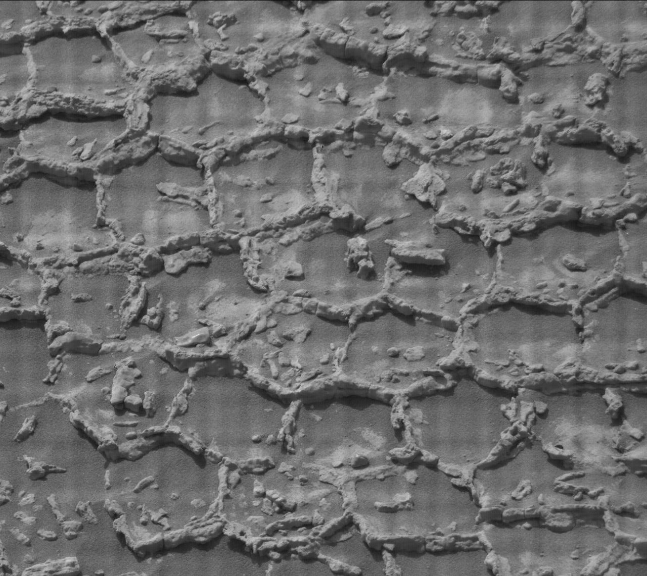 Марсоход Curiosity добрался до «Земли полигонов» на Марсе Марсоход Curiosity добрался до «Земли полигонов» на Марсе