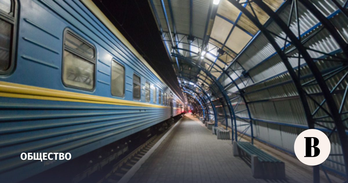 В Крыму сократили срок продажи ж/д билетов до 45 суток