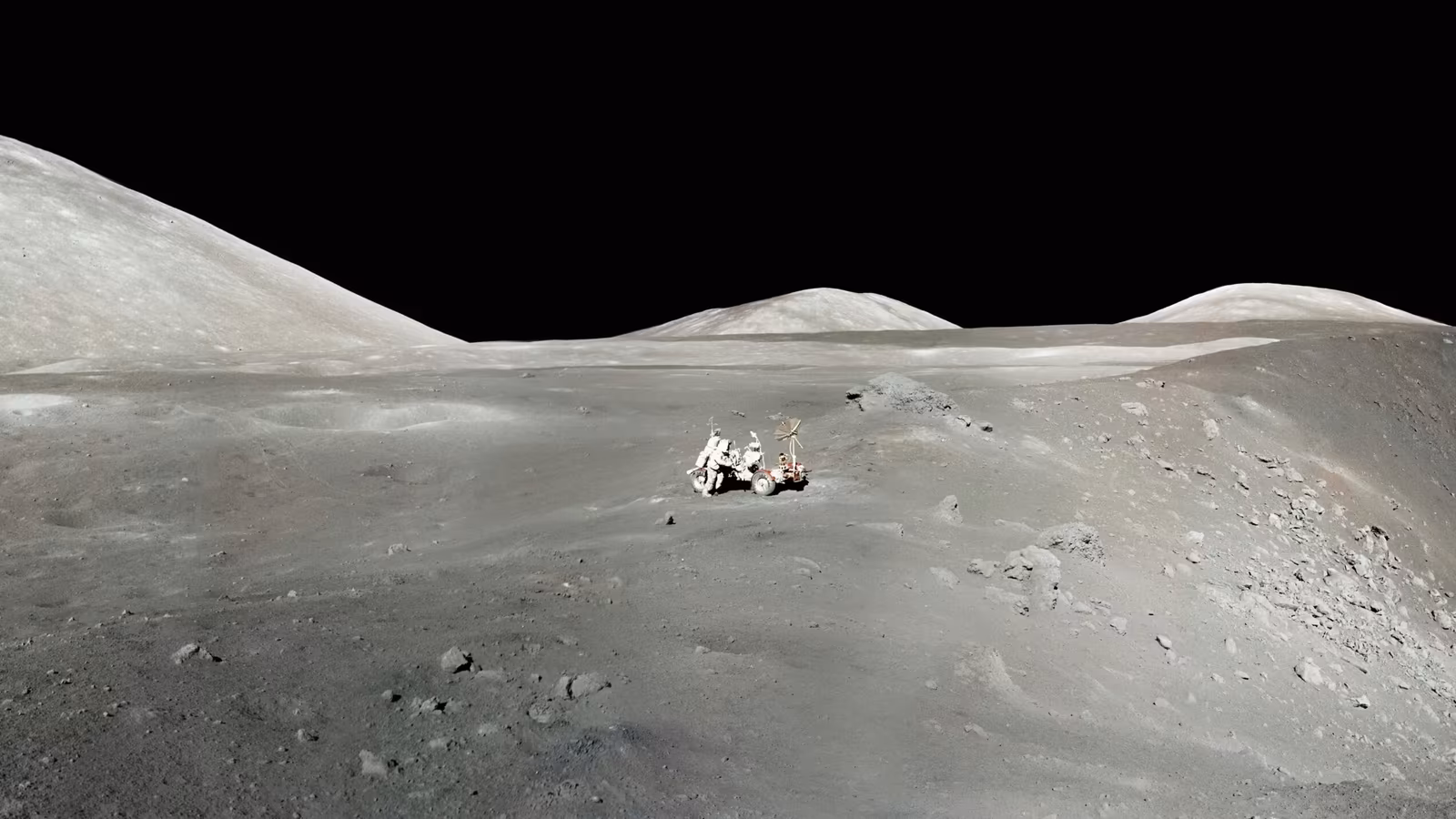 NASA выделило почти $600 млн на беспилотные миссии для строительства лунной базы