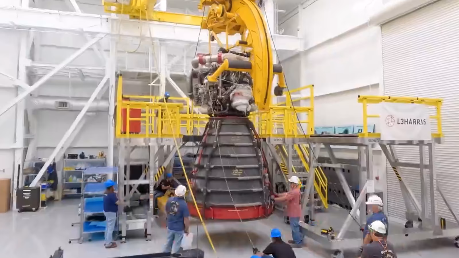 Два двигателя RS-25 прибыли в NASA: миссия Artemis III получит почти 930 тонн тяги