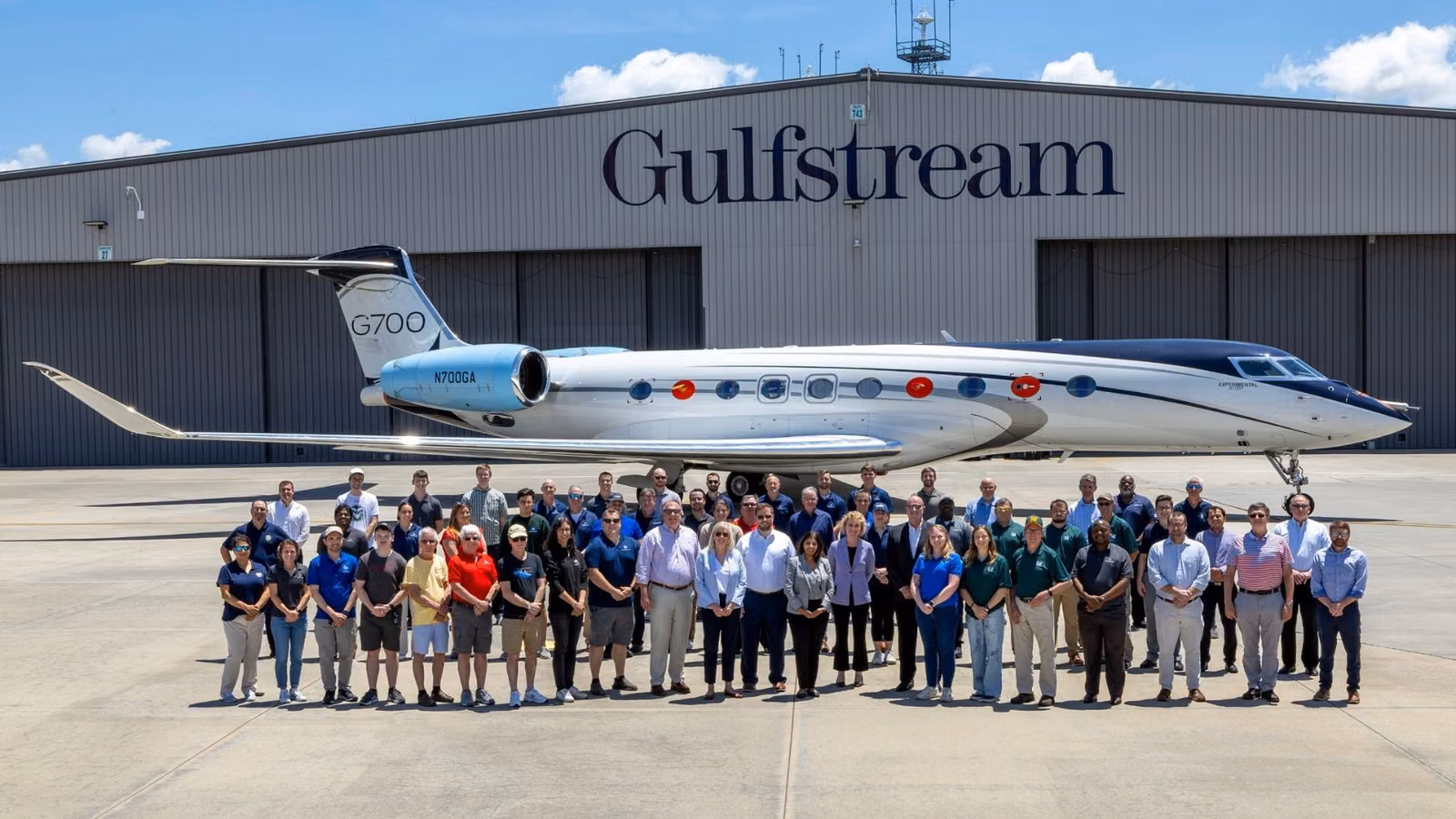 Gulfstream G700 ������� ������� 100% ���������� SAF �� ������ 15 ��