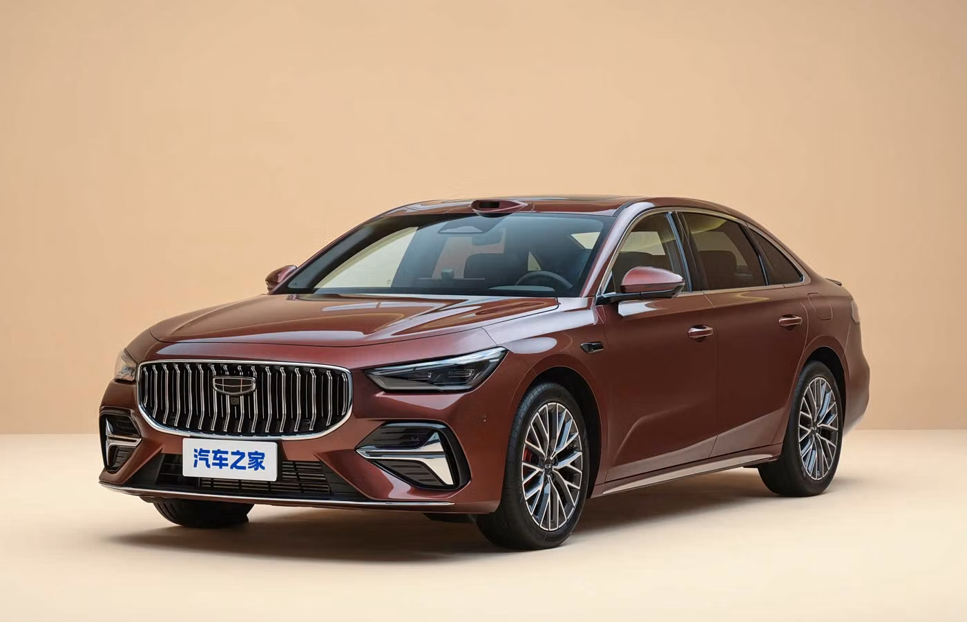 Geely Preface L Plus сертифицирован в Китае: просторный салон, кнопка Boss и гибрид 3,98 л/100 км