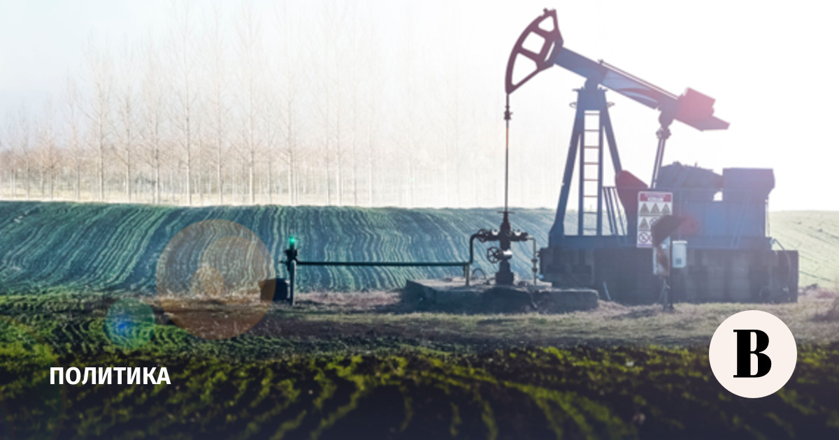 Запасы нефти в США рухнули до минимума с 1983 года: 316,5 млн баррелей