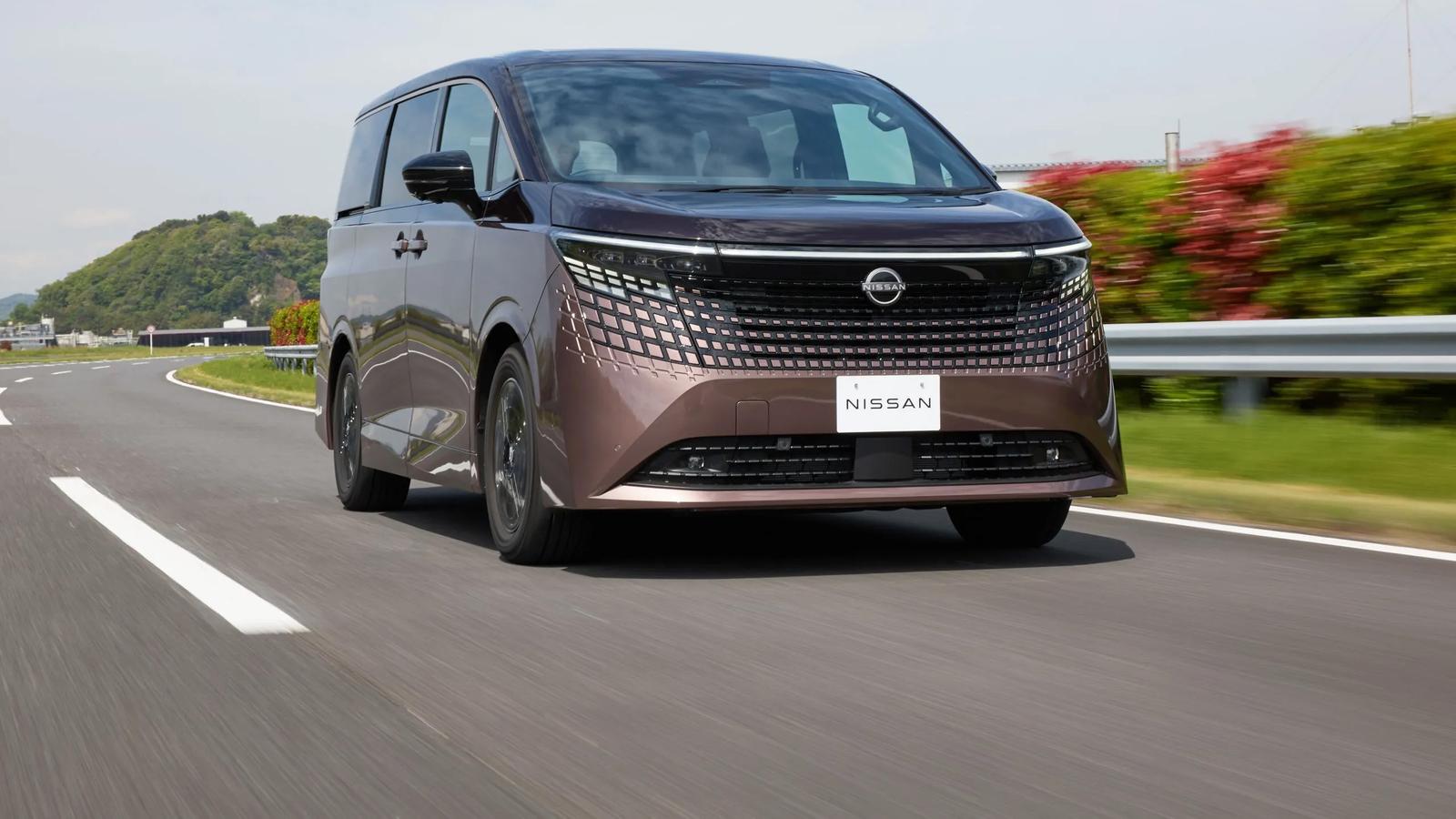 Nissan представил новый Elgrand: гибрид, полный привод и ставка на комфорт