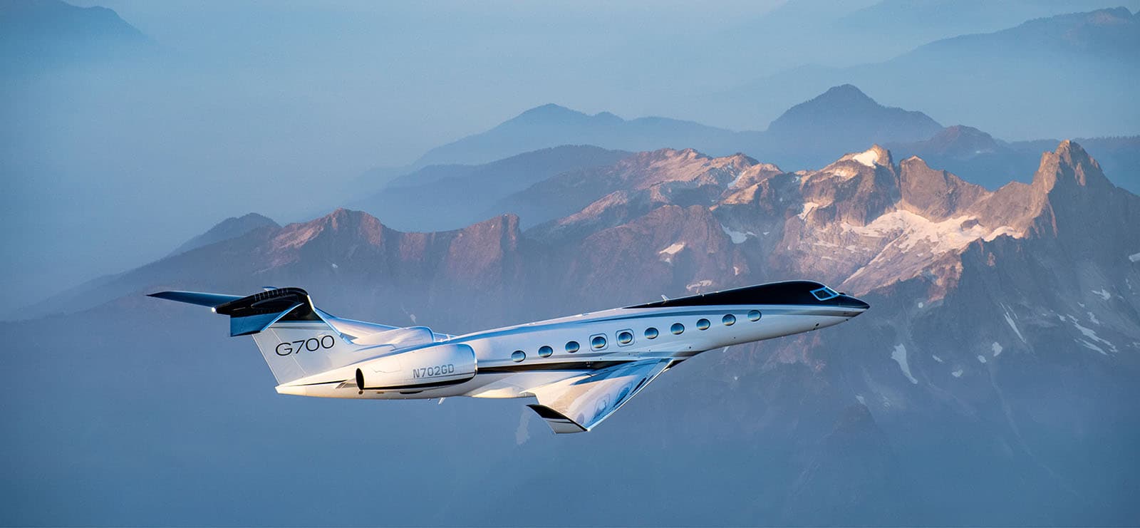 Gulfstream G700 ������ ������ �������� ������-������: 8780 �� �� 8 ����� 27 �����