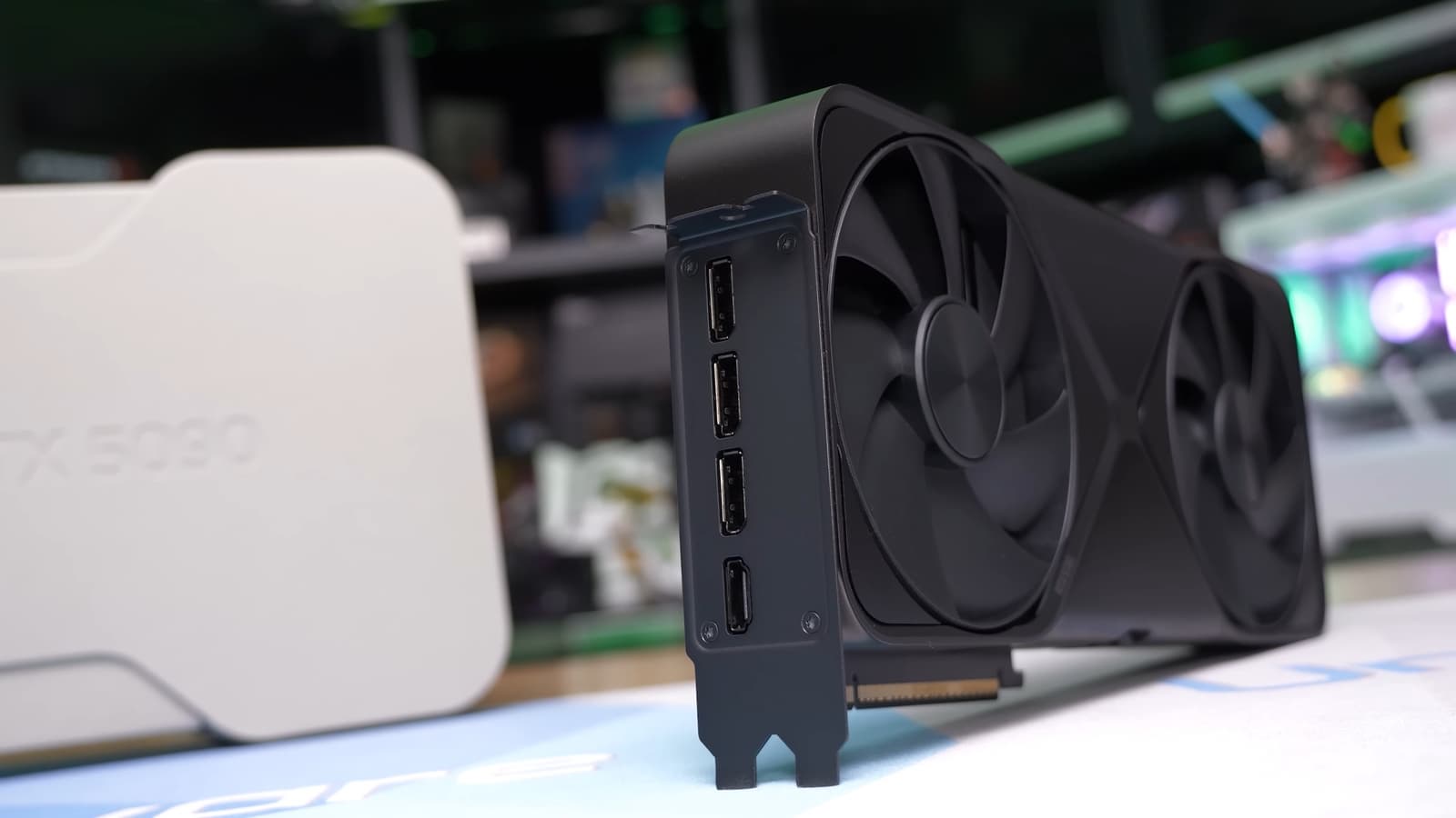 GeForce RTX 5090 не тянет 6K: производительность падает вдвое в современных играх