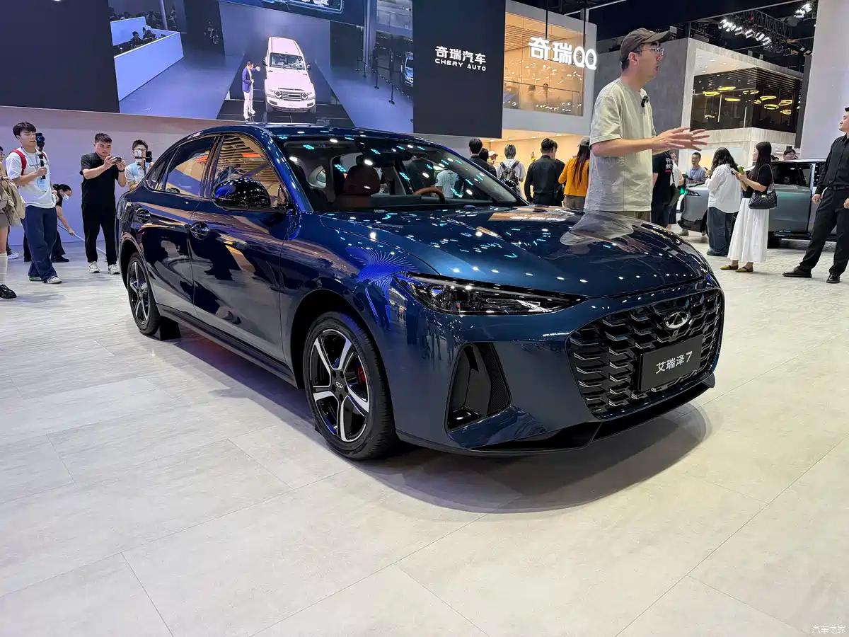 Chery Arrizo 7 ������������ ������ 8 ���: ����� ����� � ������� ���� 1700 ��