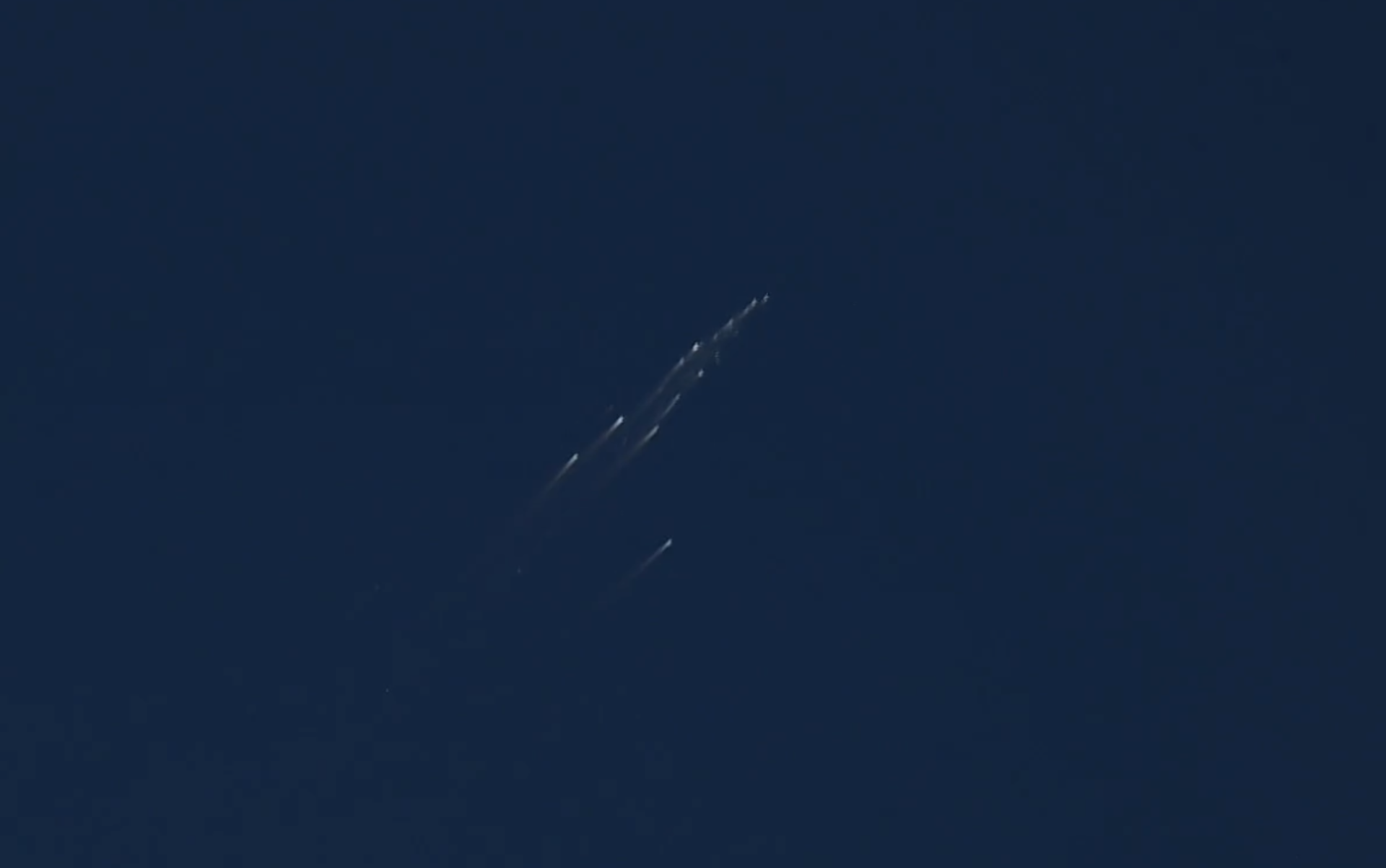 ESA завершила миссию Cluster контролируемым входом спутника Tango в атмосферу