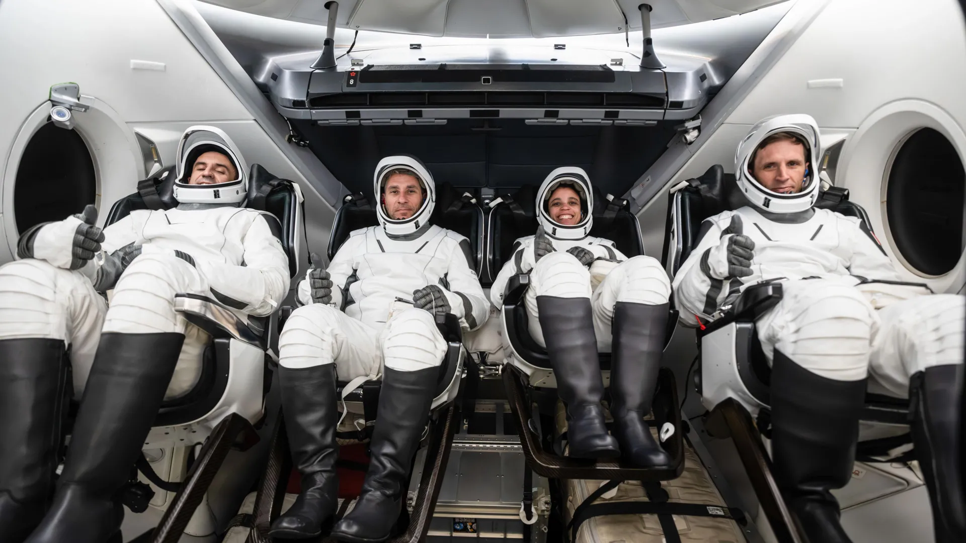 NASA и SpaceX отложили запуск Crew-13 из-за утечки окислителя на корабле Dragon