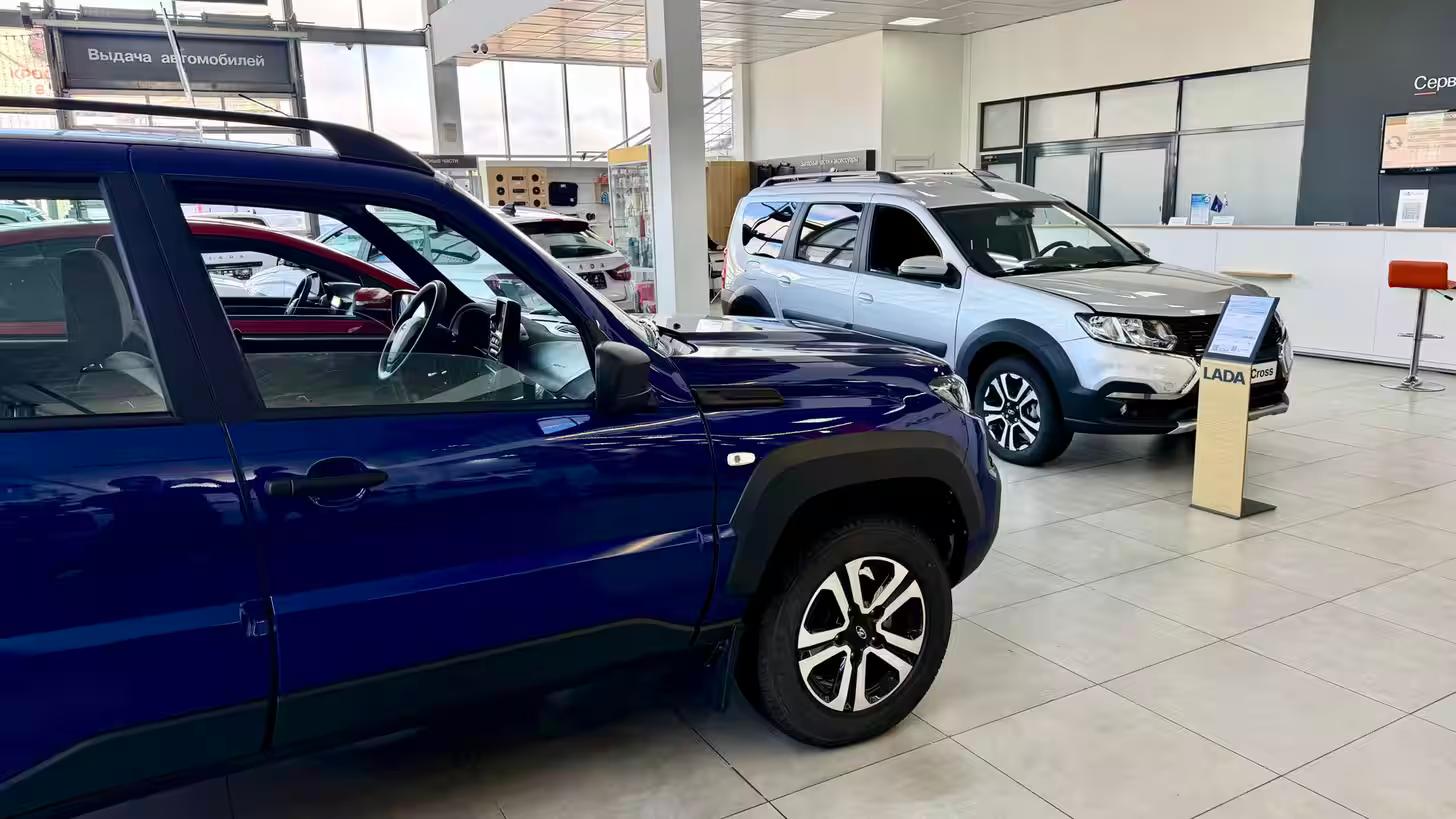 �������: ������� Lada � 2,3 ���� ������� ������ ���������� �� ����� ��