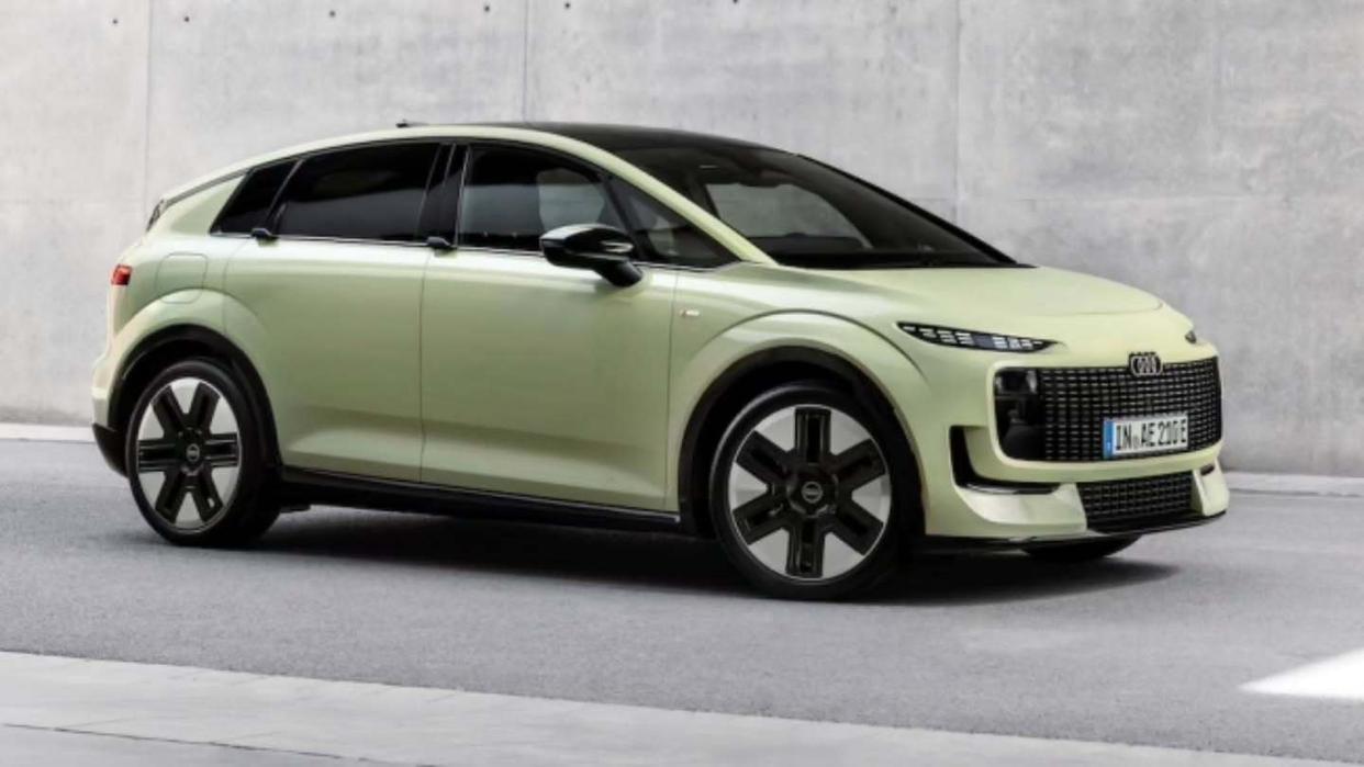 ����� ����������� Audi: ����������� A2 e-tron � �������� 12,8 ����/100 ��